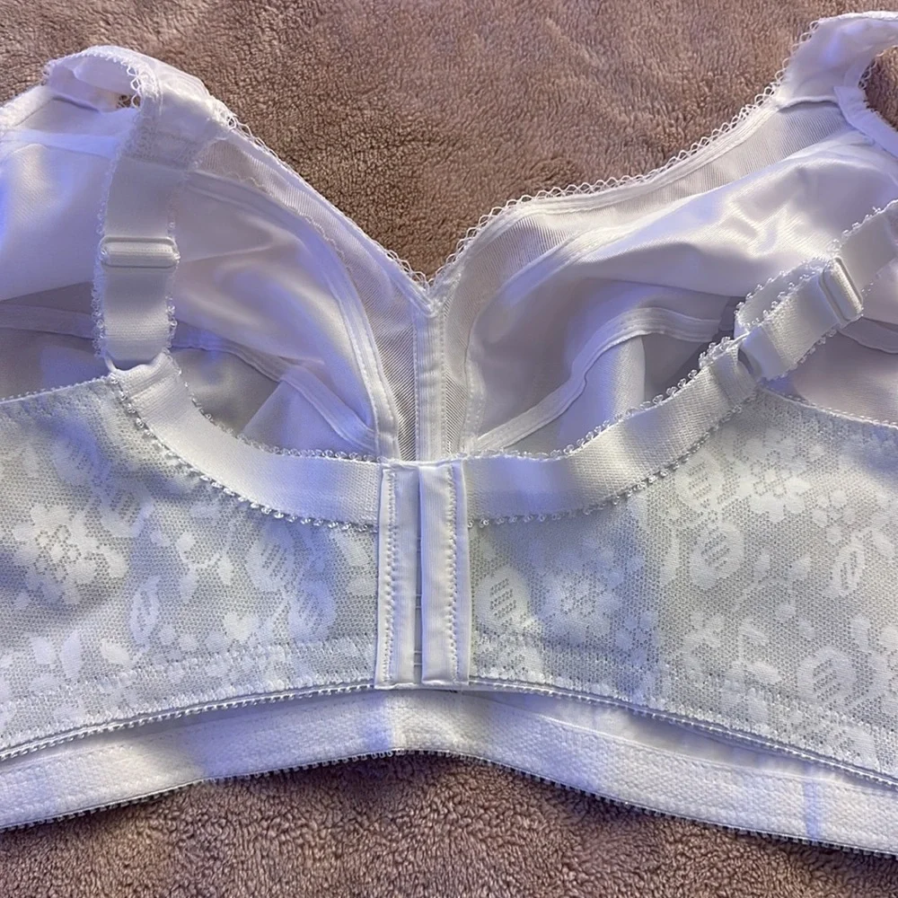 NWT Playtex 18 Hour Bra - Picture 6 of 7
